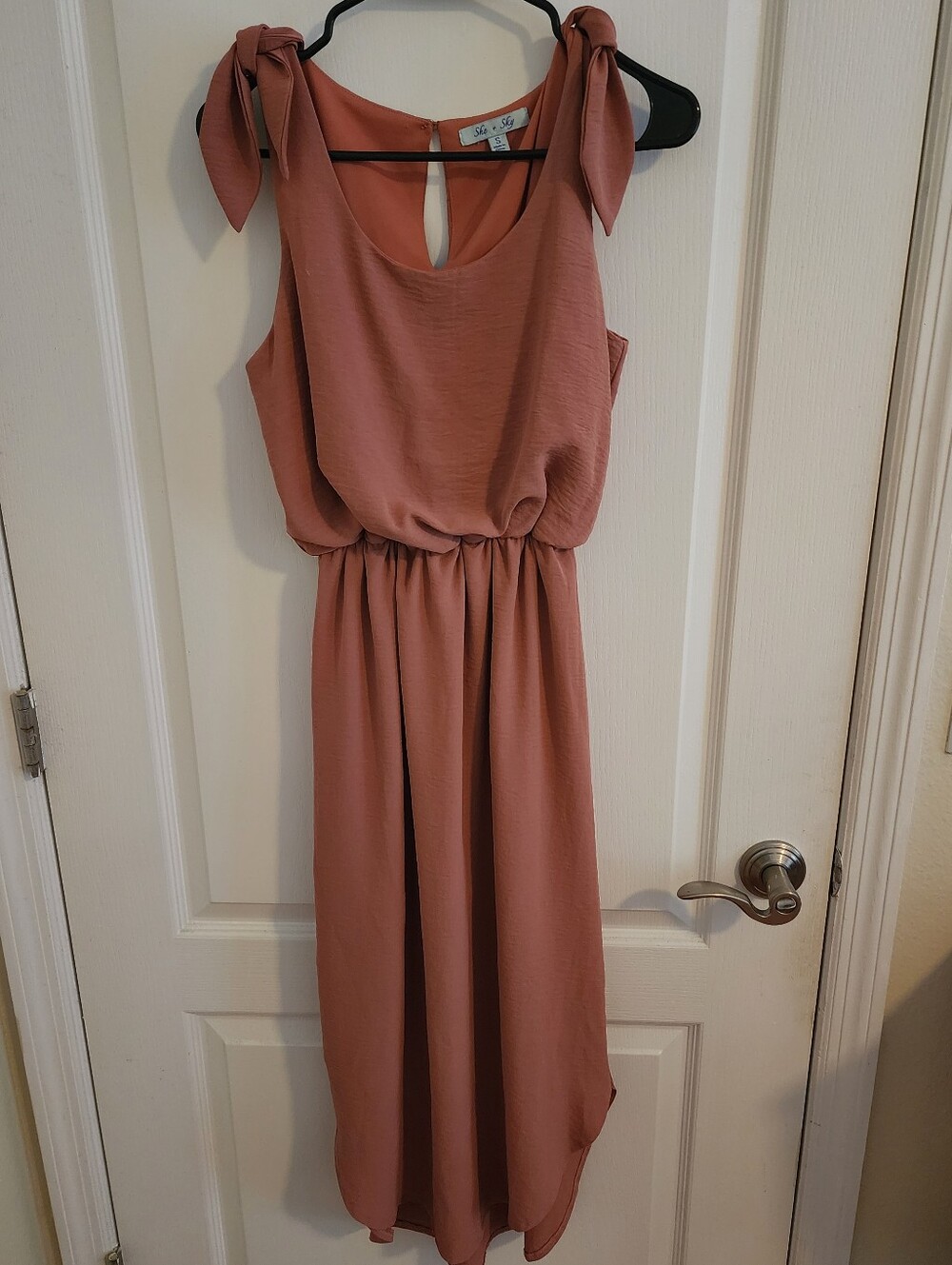 She + Sky Mauve Pink Shoulder Tie Hi-Low Maxi Dress Size Small